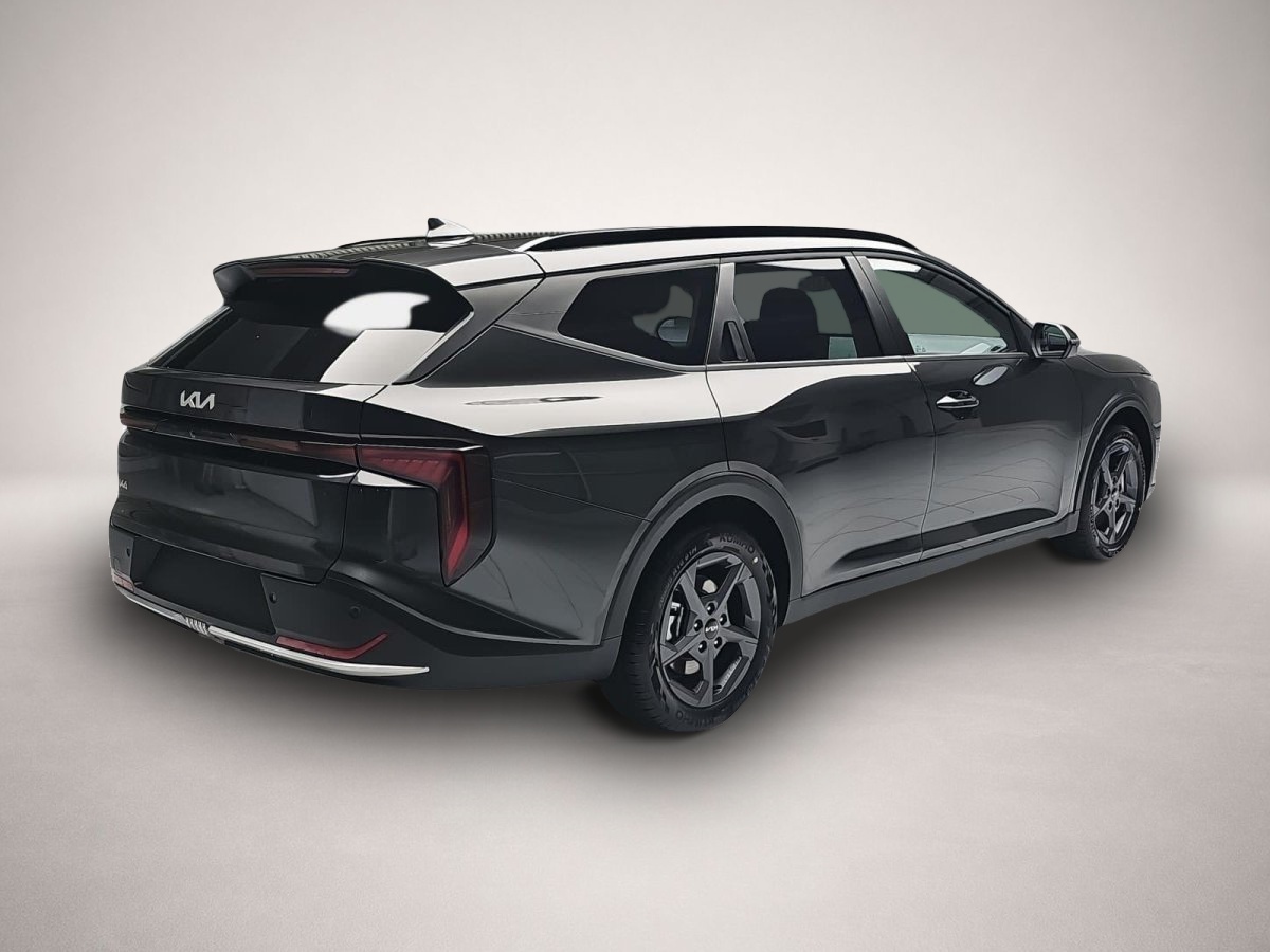 Kia K4, image 2 of 4