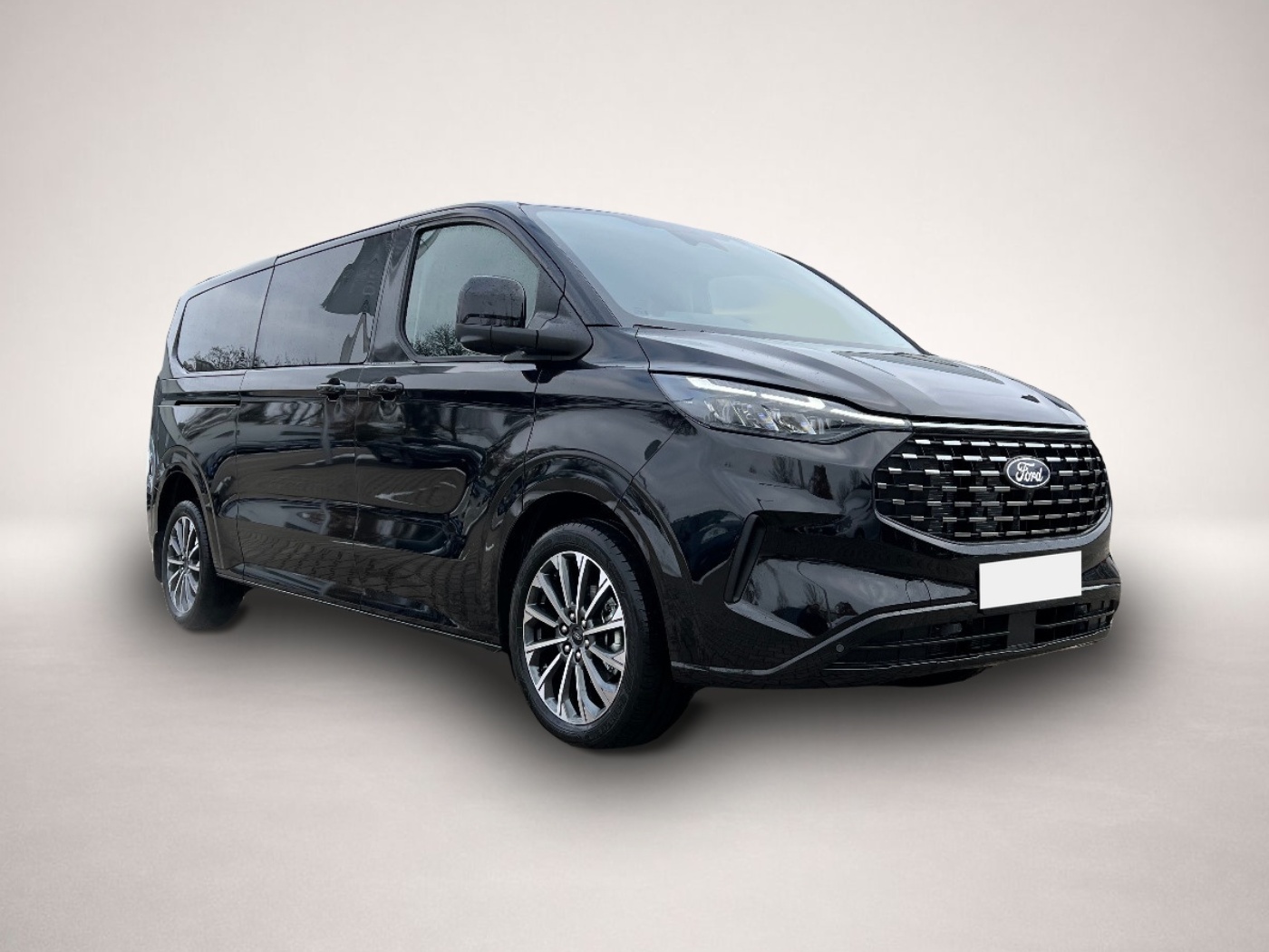 Ford Tourneo Custom (10/2025, Diesel)