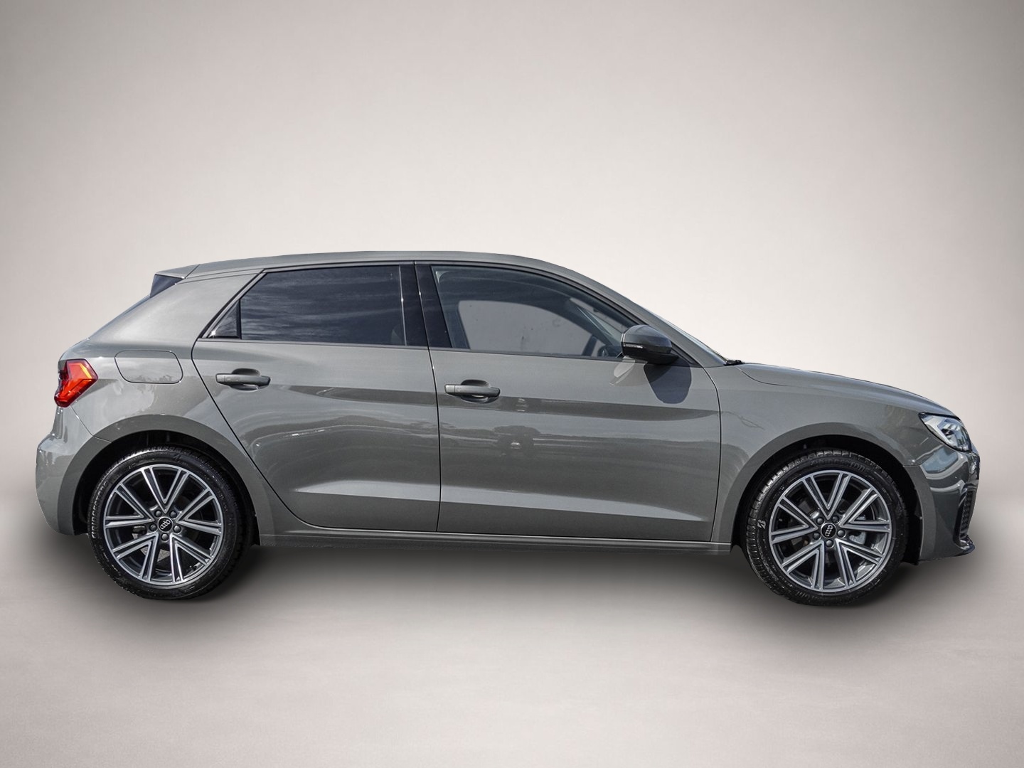 Audi A1 (09/2025, Benzin)