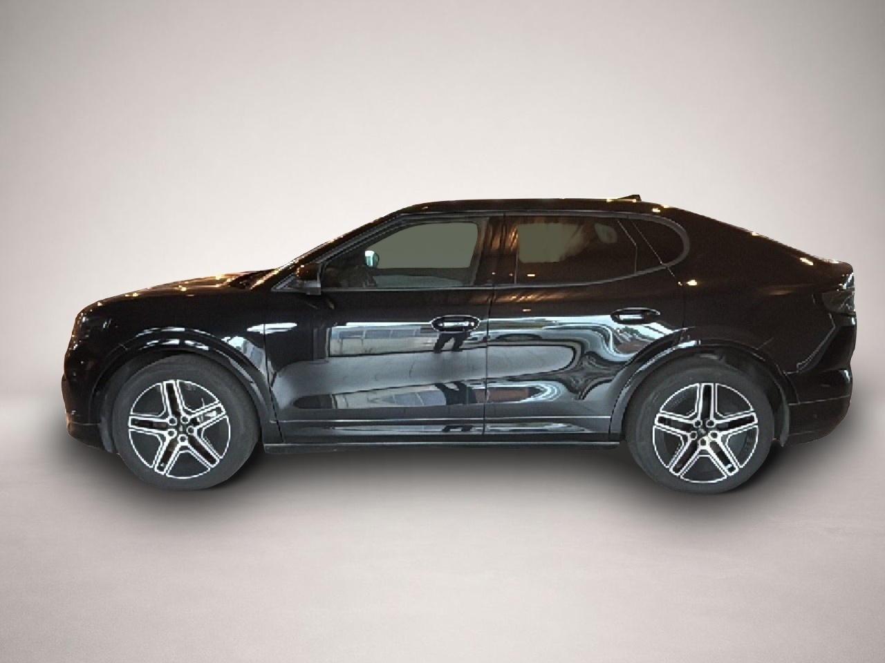 Ford Capri (11/2024, ELECTRIC)