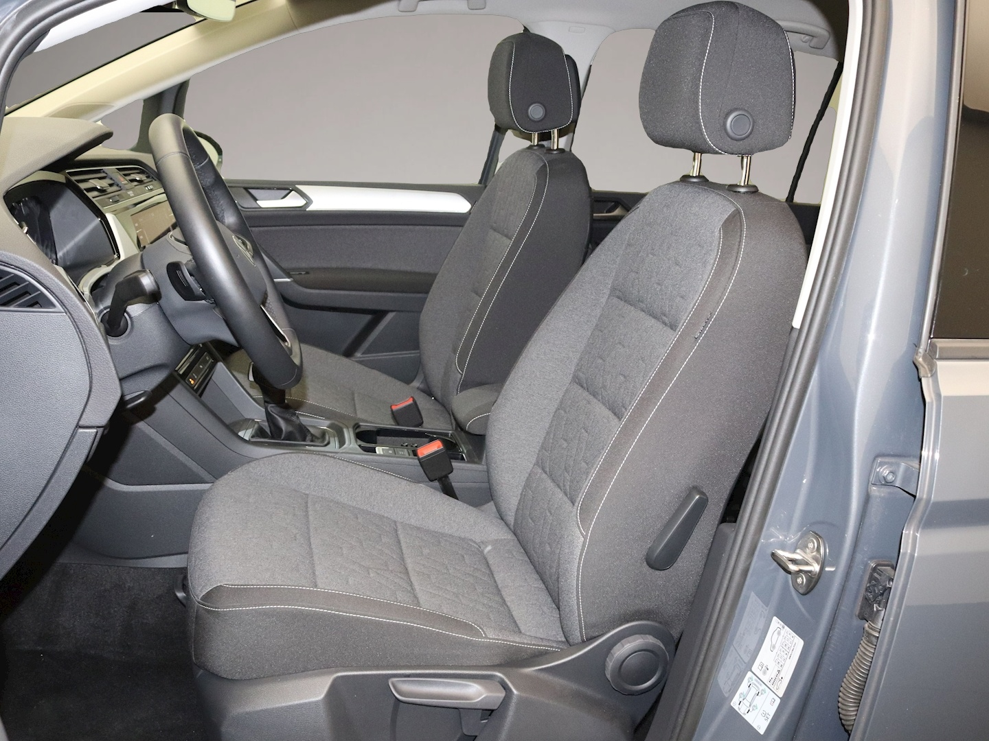 Volkswagen Touran (02/2024, Benzin)