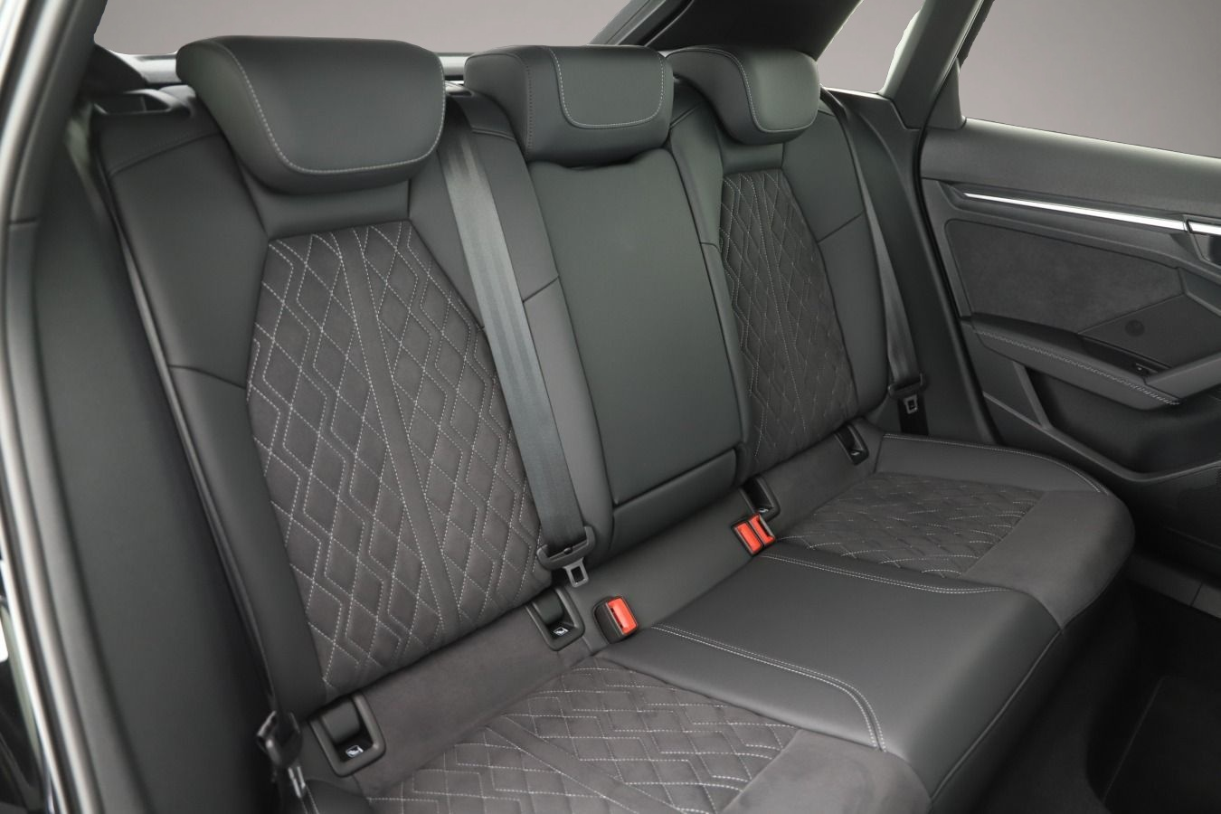 Audi A3 (04/2023, )