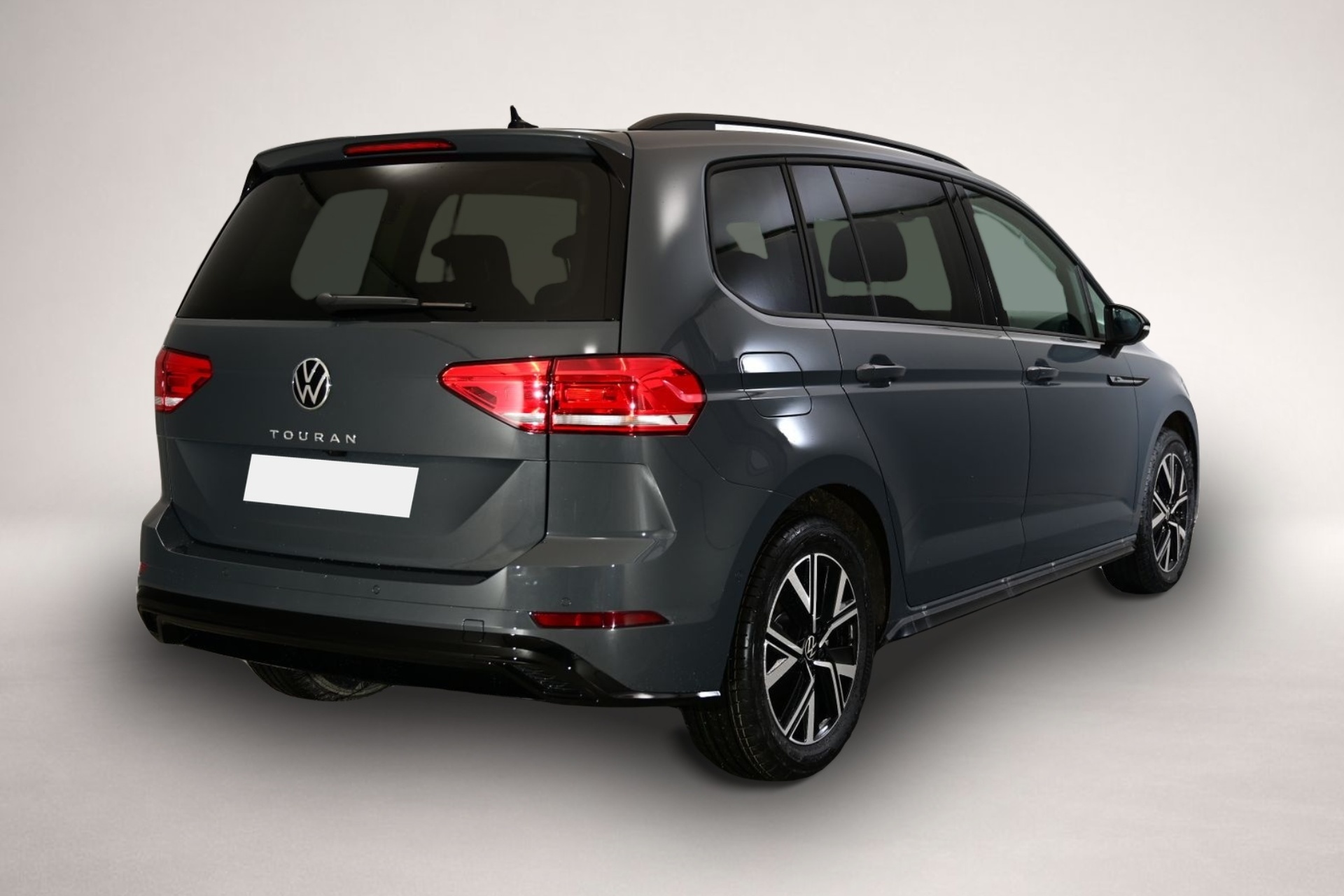 Volkswagen Touran (03/2026, Benzin)