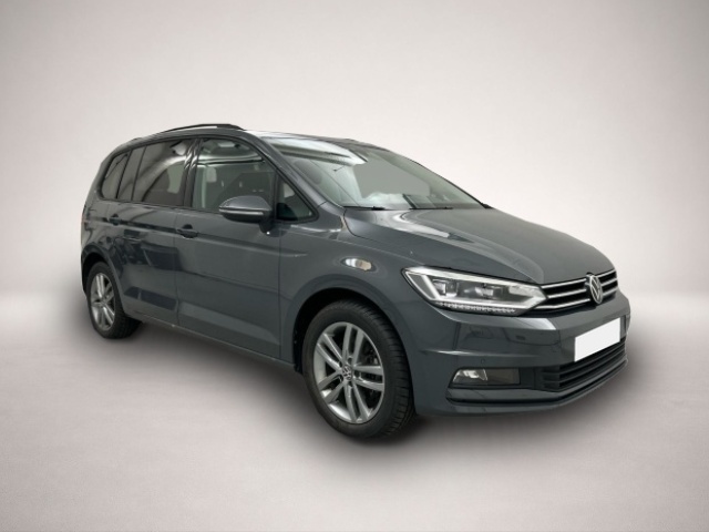 Volkswagen Touran (12/2025, Benzin)
