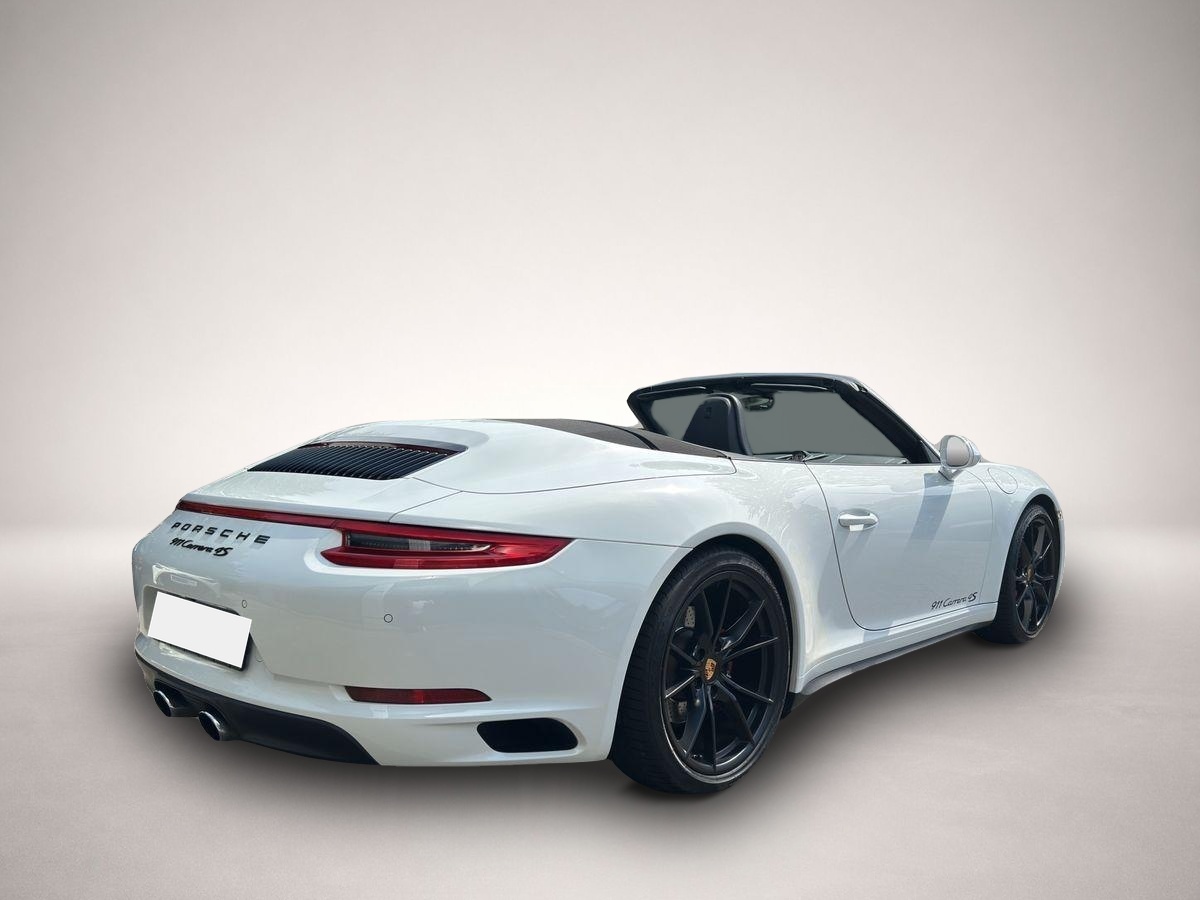 Porsche 911 (06/2016, Benzin)