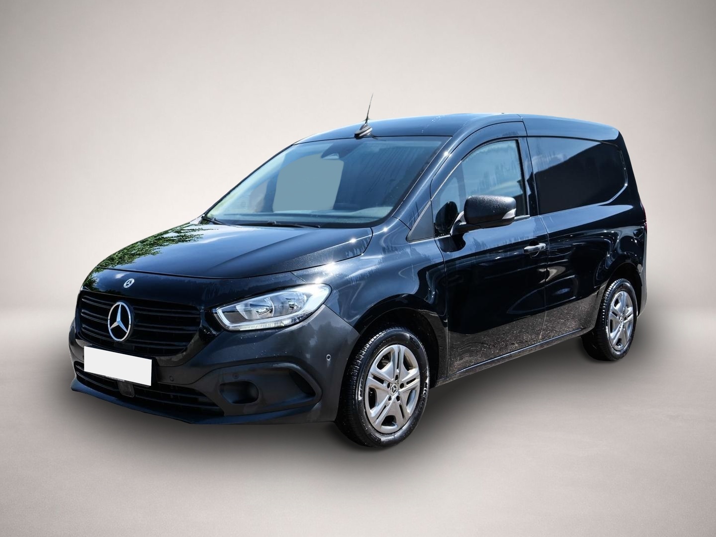 Mercedes-Benz Other (06/2023, Diesel)