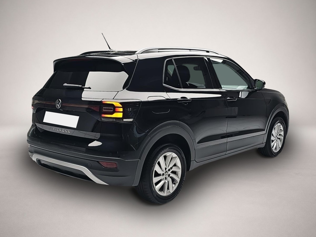 Volkswagen T-Cross (10/2023, Benzin)