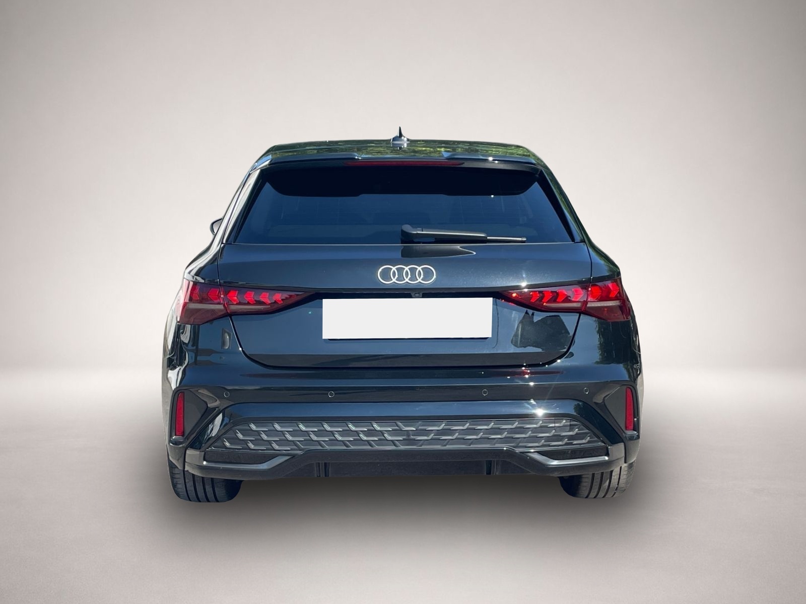 Audi A3 (06/2025, Benzin)