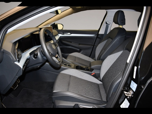 Volkswagen Golf (09/2025, )