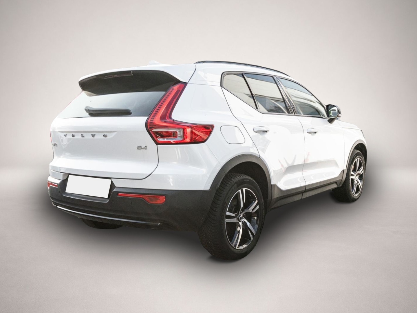 Volvo XC40 (12/2023, Benzin)
