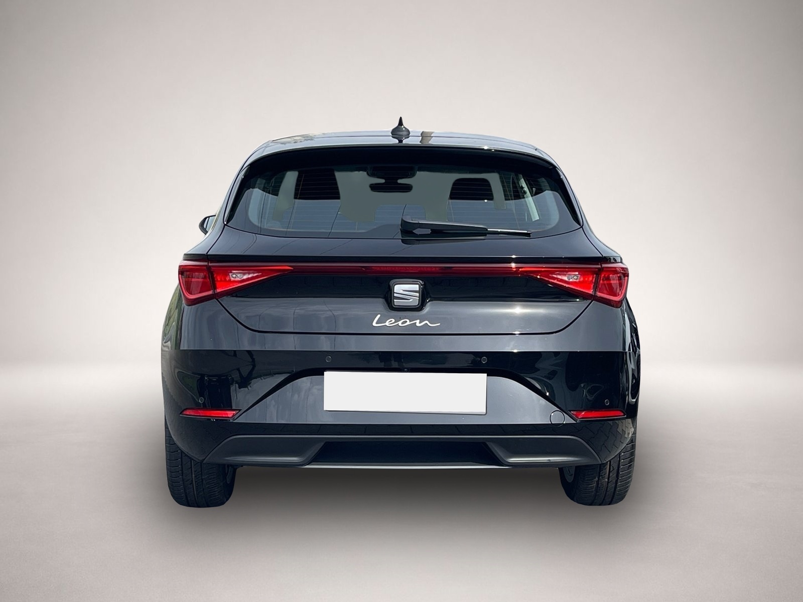 Seat Leon (04/2026, Benzin)