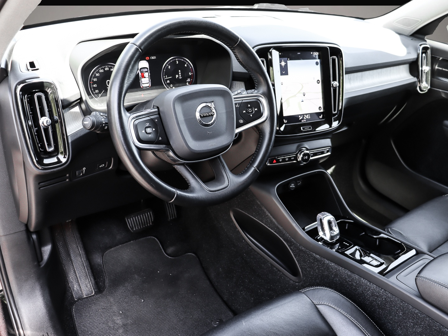 Volvo XC40 (06/2020, Diesel)
