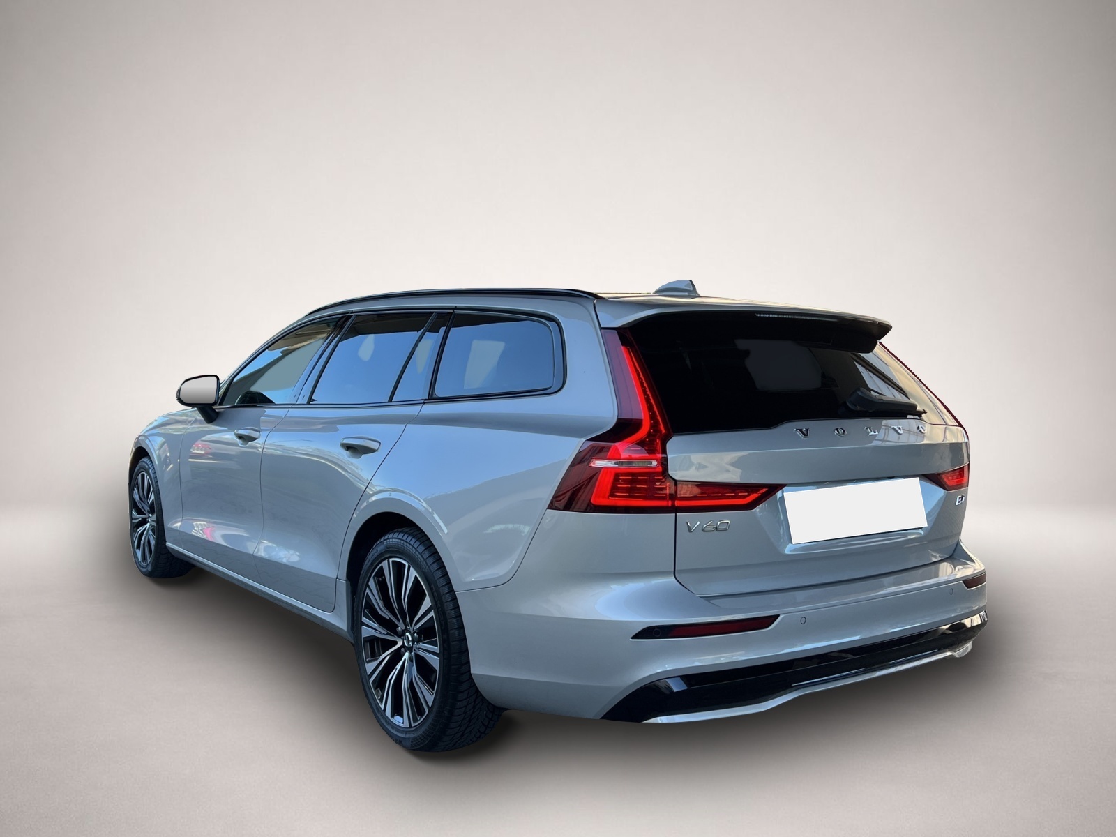 Volvo V60 (04/2024, Benzin)