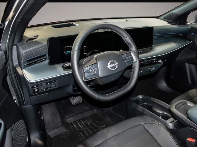 Nissan Leaf, image 5 of 7