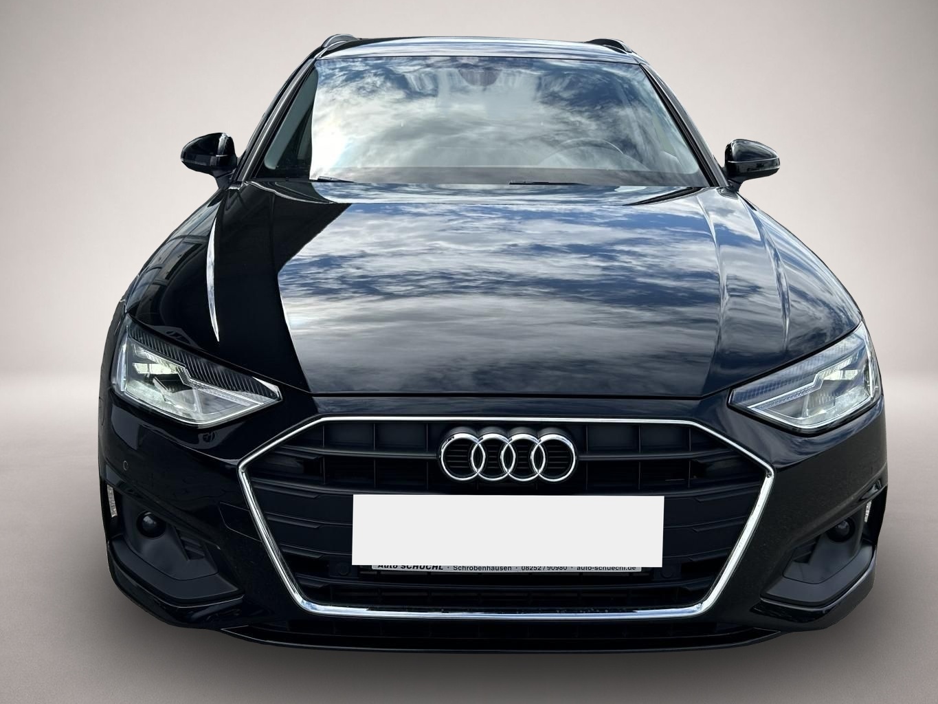 Audi A4 (08/2022, )