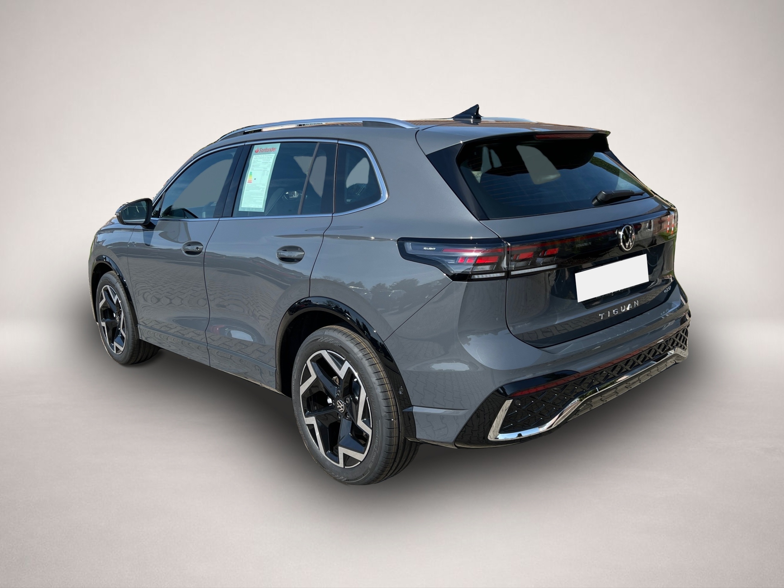 Volkswagen Tiguan, image 3 of 5