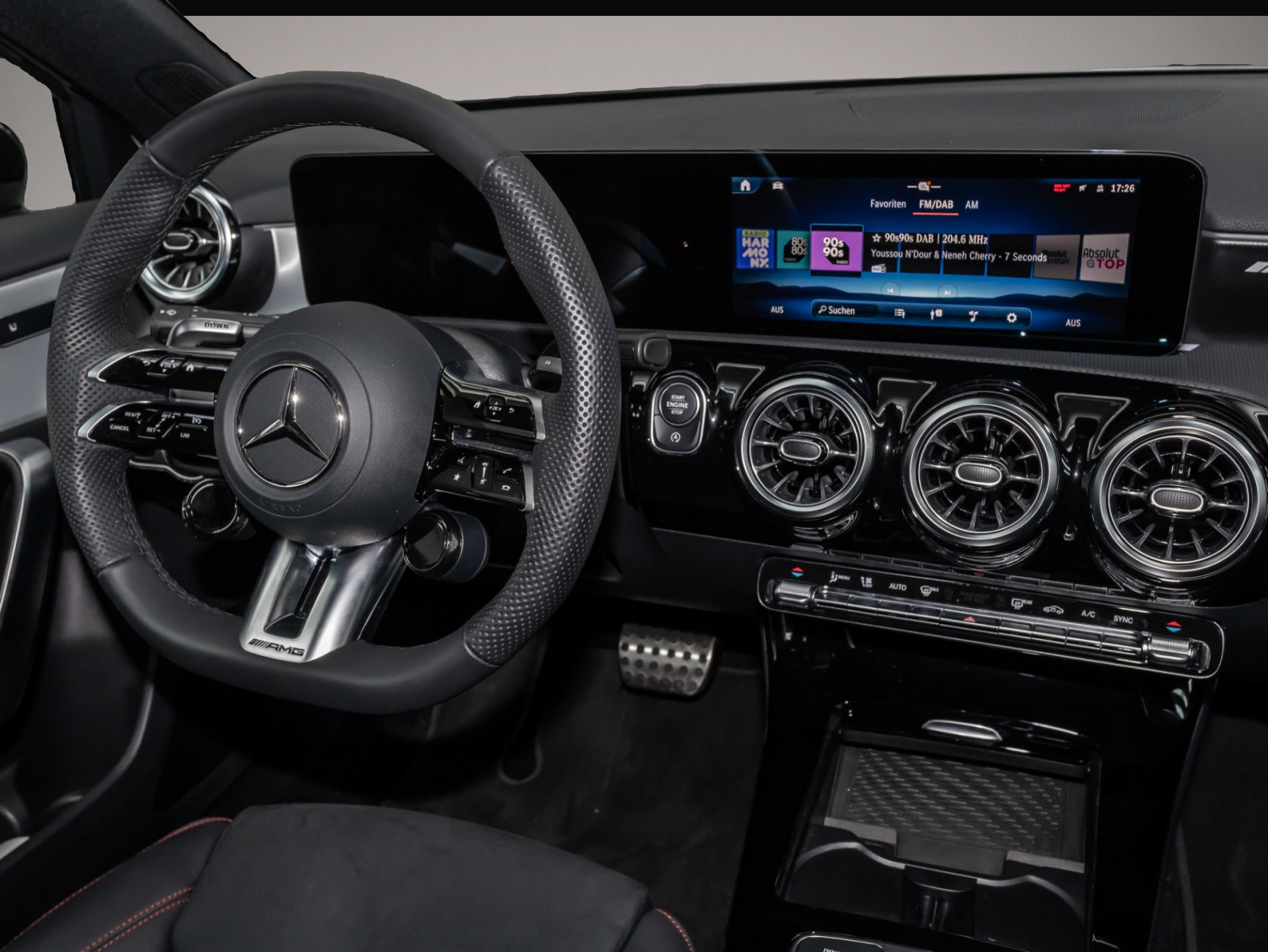 Mercedes-Benz A 35 AMG (08/2025, Benzin)