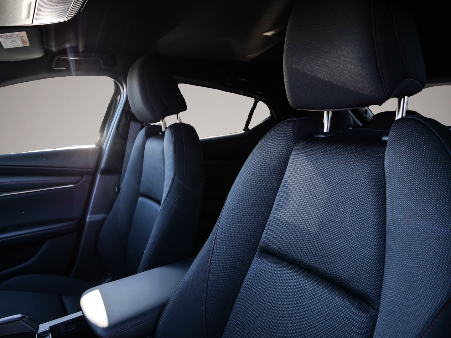 Mazda 3, image 5 of 6