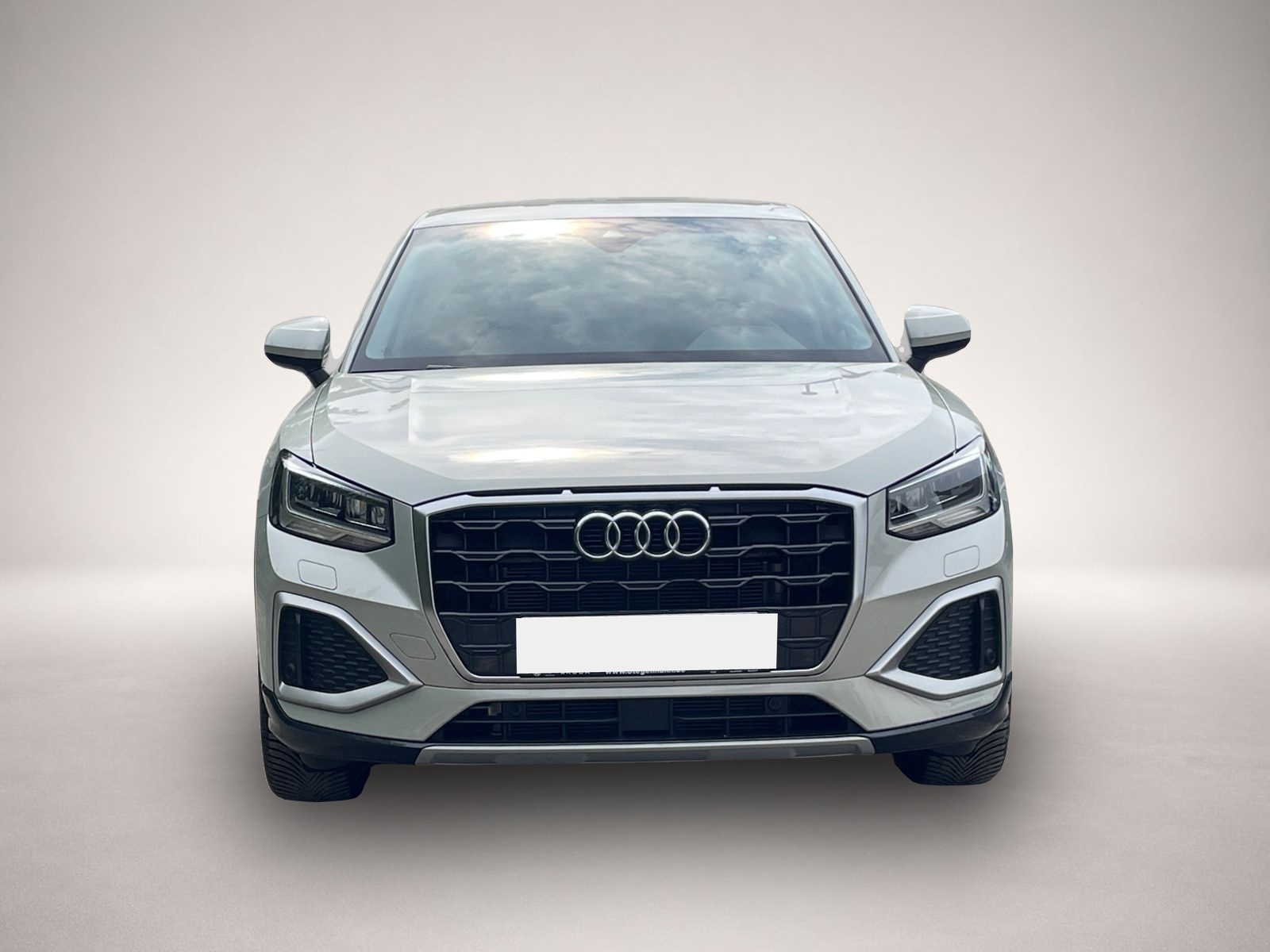 Audi Q2 (08/2025, Benzin)