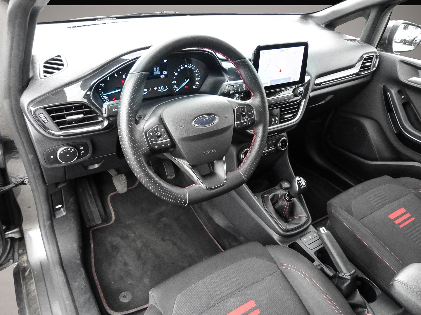 Ford Fiesta (09/2022, Benzin)