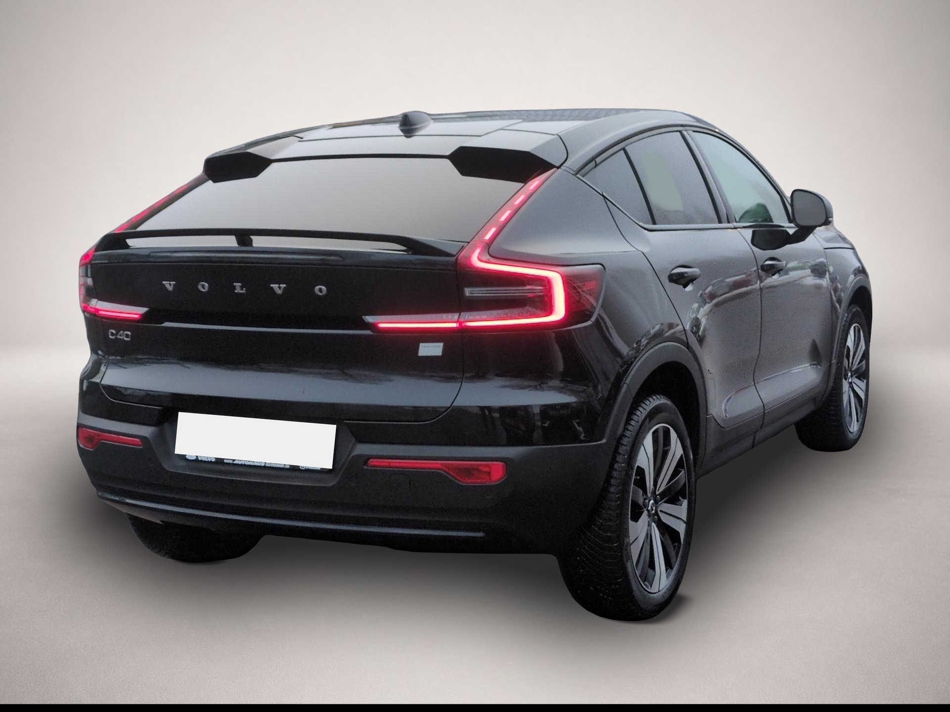 Volvo C40 (01/2023, ELECTRIC)