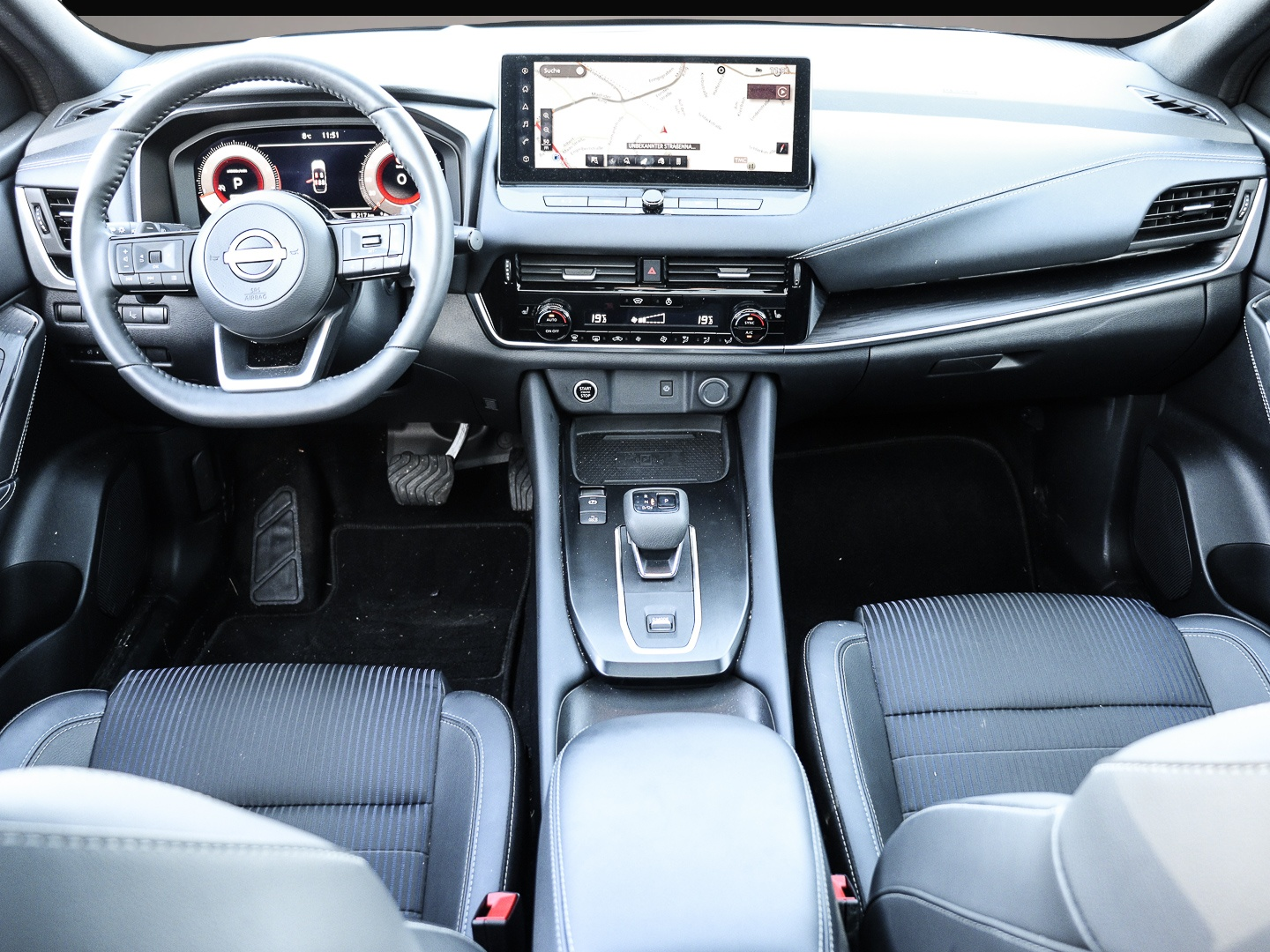 Nissan Qashqai (08/2023, Benzin)