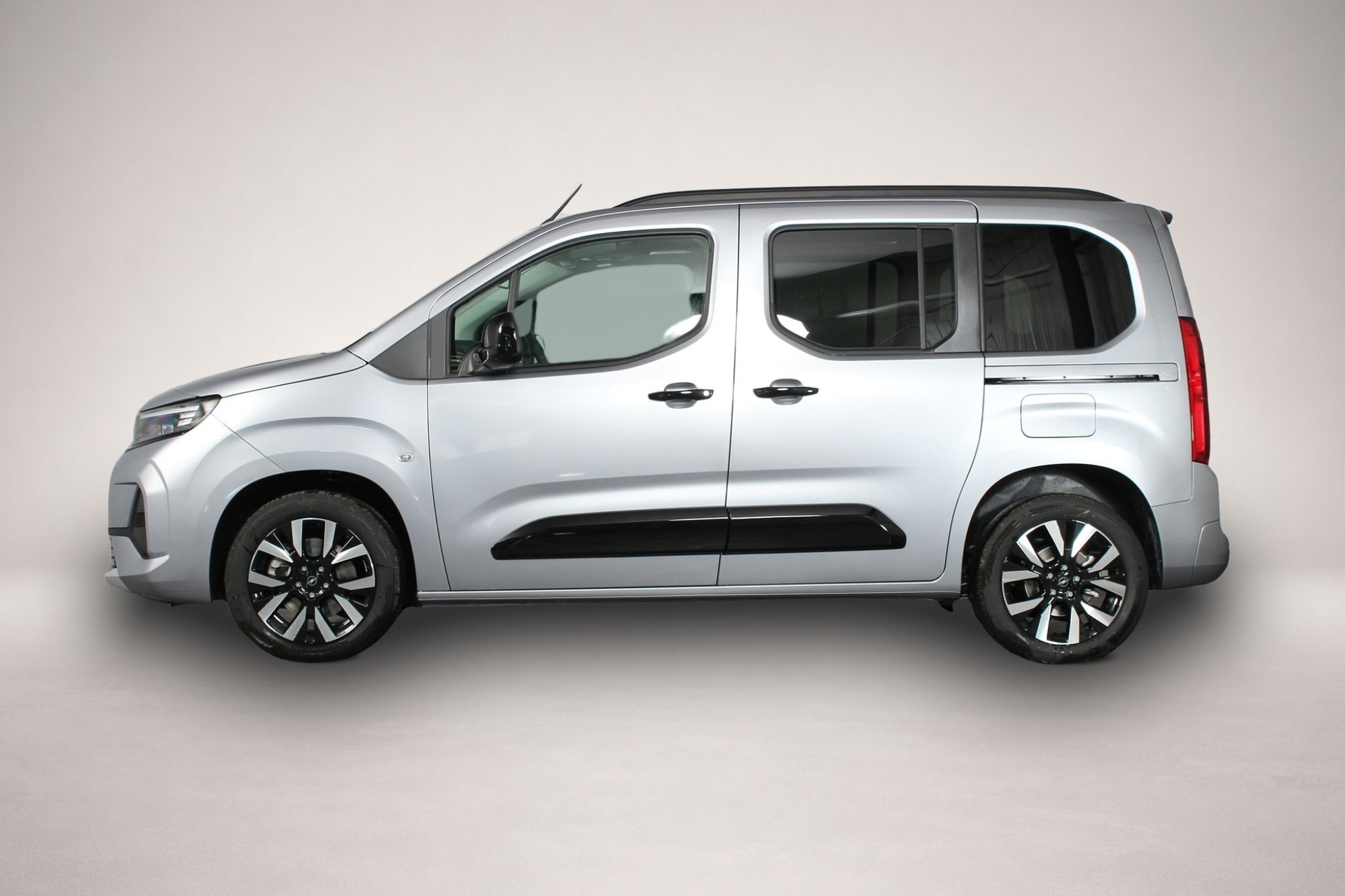 Opel Combo Life, image 2 of 5