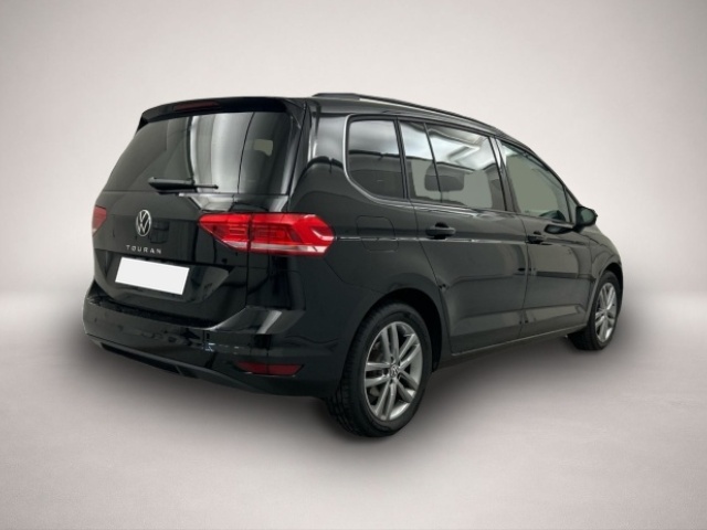 Volkswagen Touran (12/2025, Benzin)
