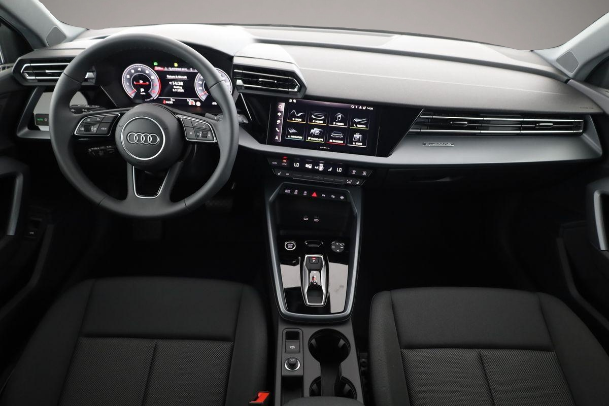 Audi quattro (06/2026, Benzin)