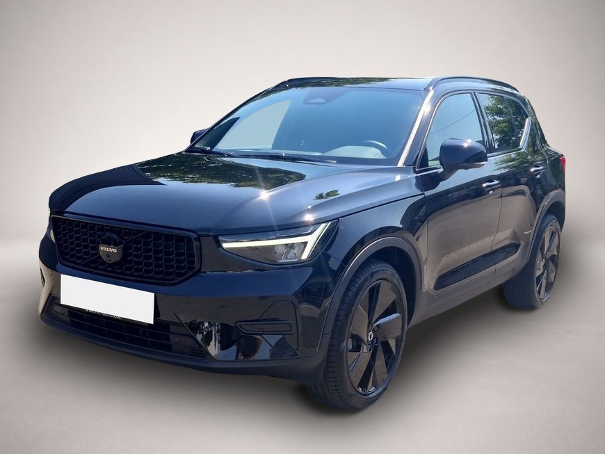 Volvo XC40 (08/2025, Benzin)
