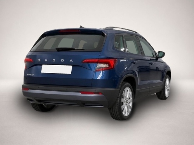 Skoda Karoq (12/2021, Benzin)