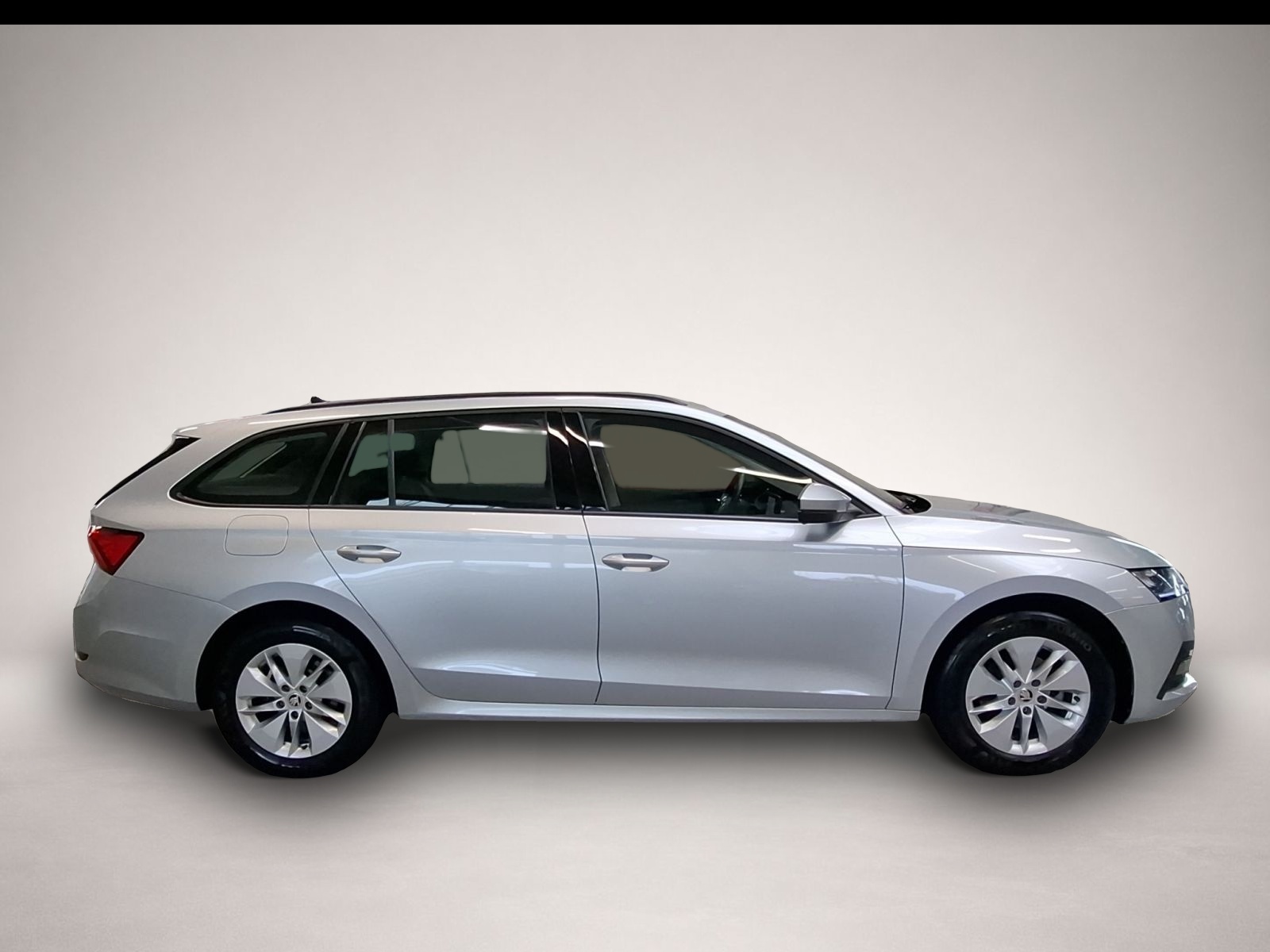 Skoda Octavia (11/2023, Benzin)