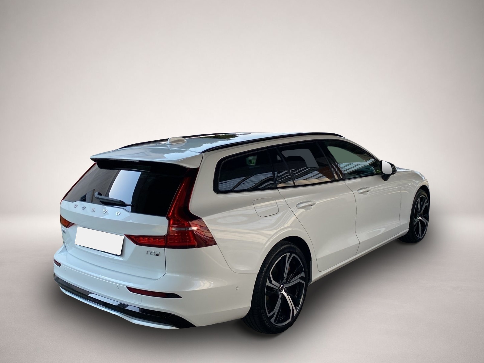 Volvo V60 (06/2024, )