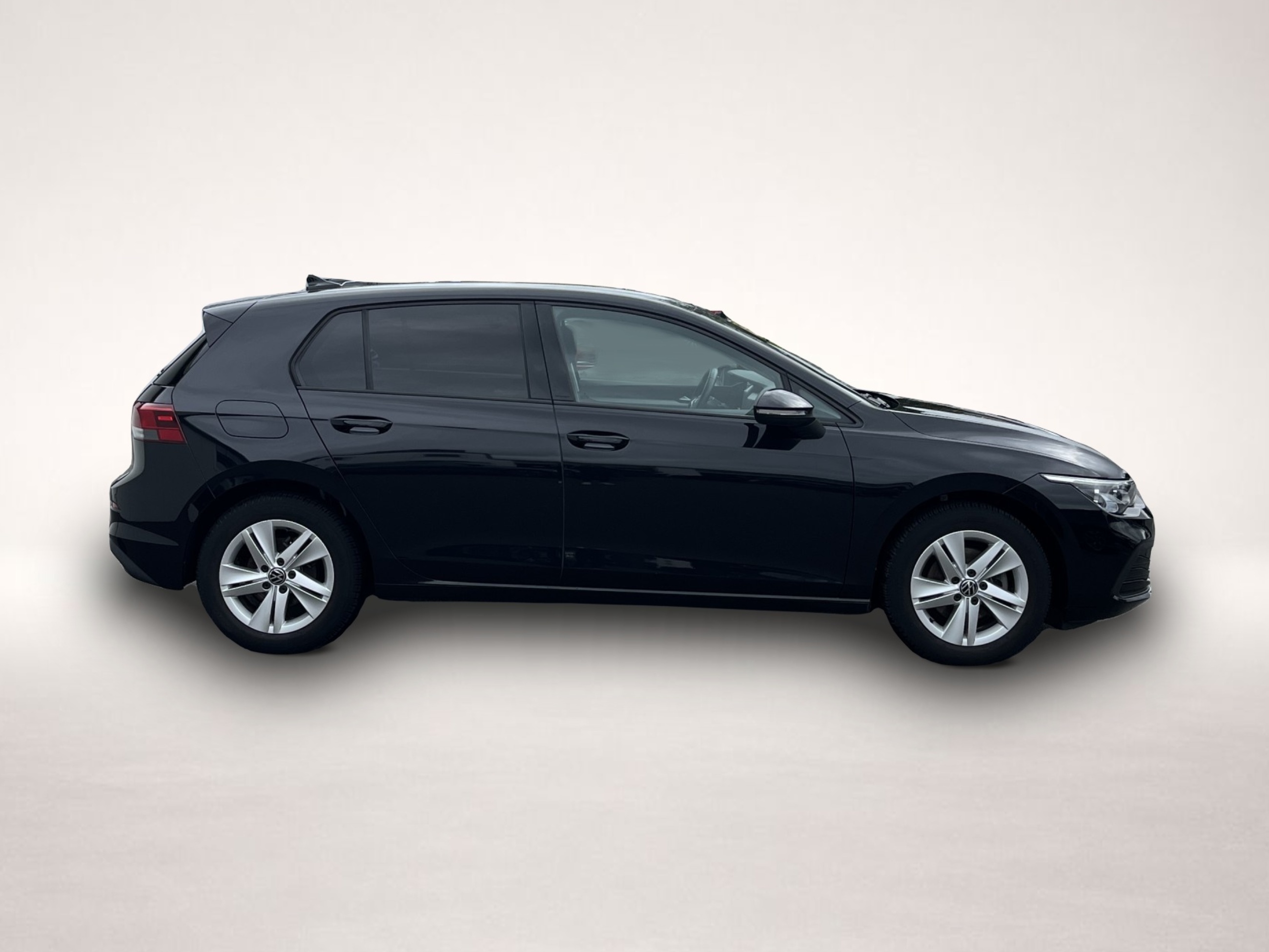 Volkswagen Golf (02/2023, Benzin)
