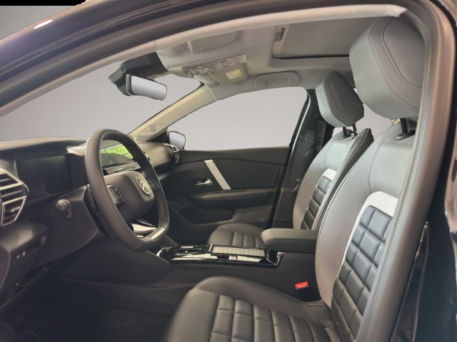 Citroen C4 (09/2025, Benzin)
