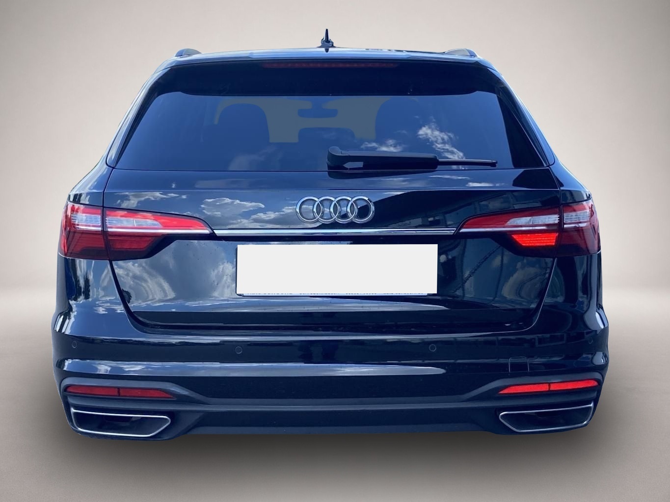 Audi A4 (05/2022, )