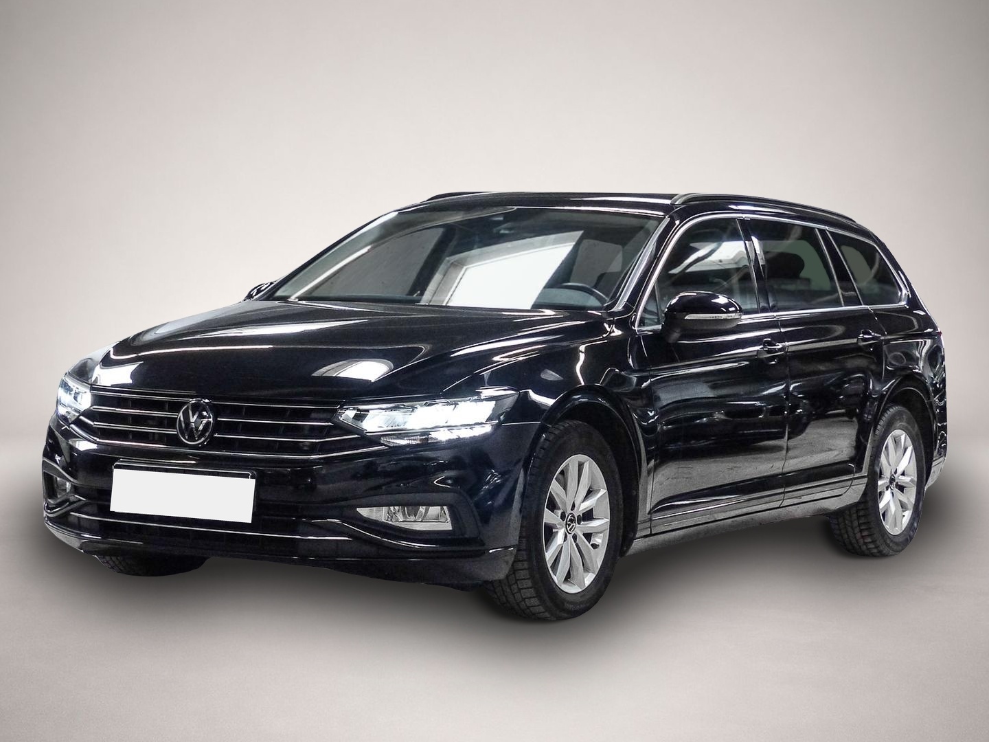 Volkswagen Passat (06/2023, Benzin)