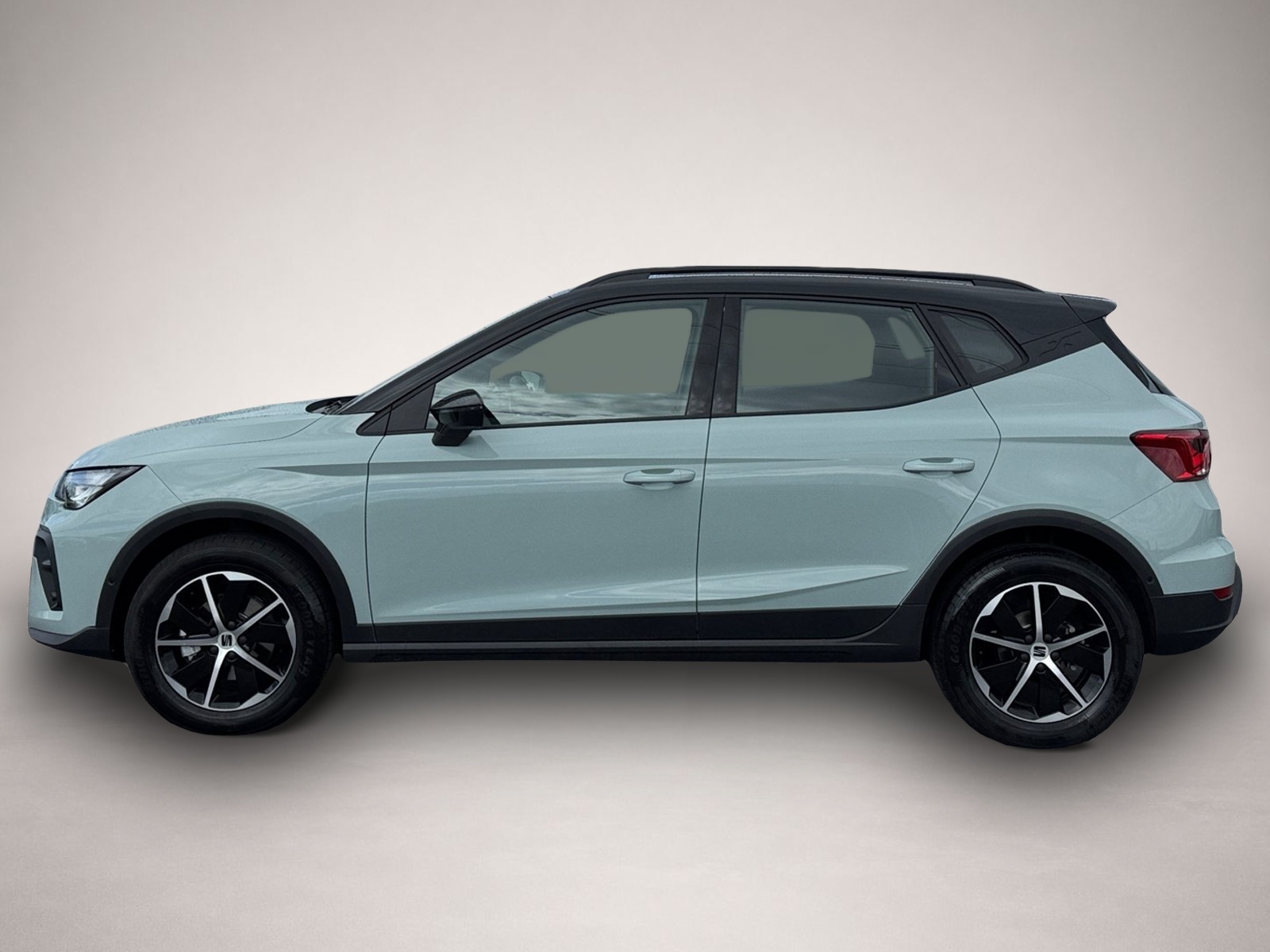 Seat Arona (04/2026, Benzin)