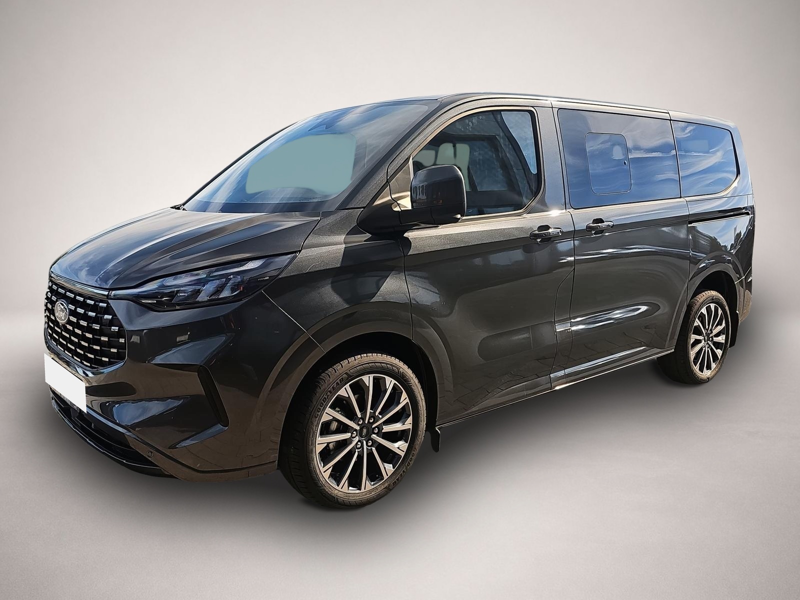 Ford Tourneo Custom (04/2026, Diesel)
