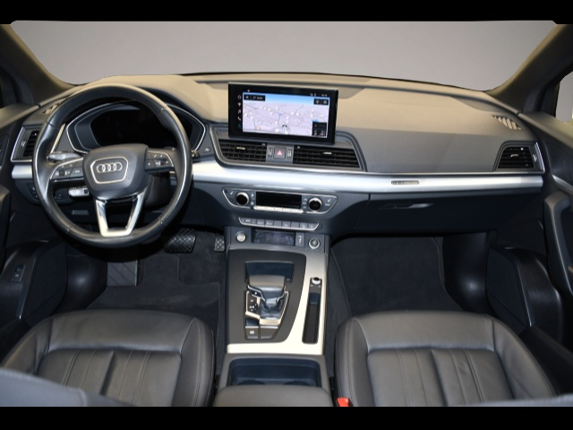 Audi Q5 (11/2022, Benzin)