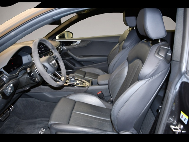 Audi RS5 (01/2022, Benzin)