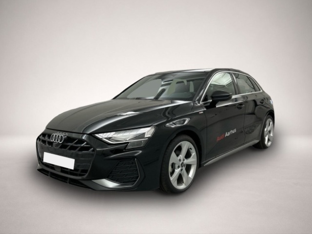 Audi A3 (10/2025, Benzin)