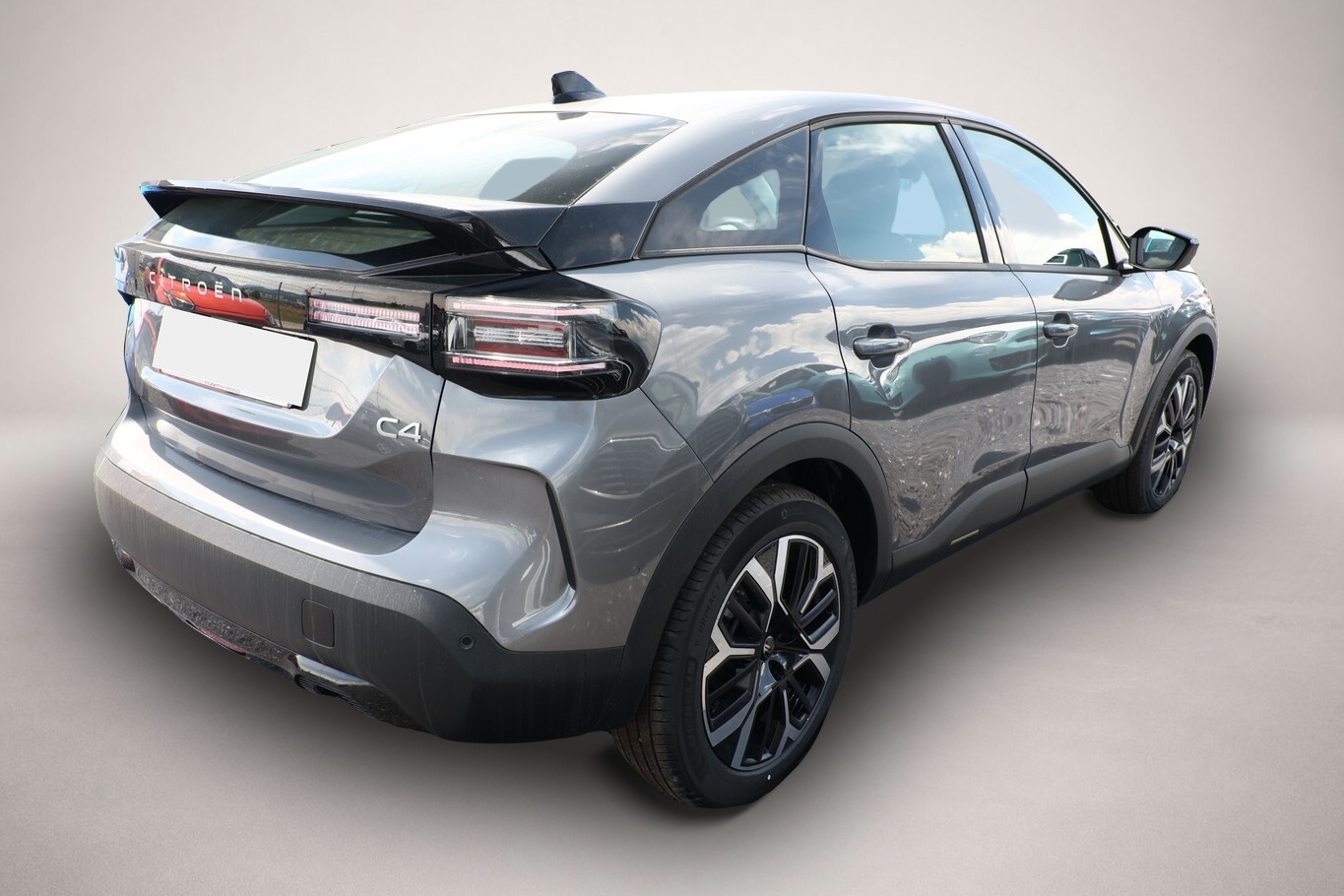 Citroen C4 (12/2025, Benzin)