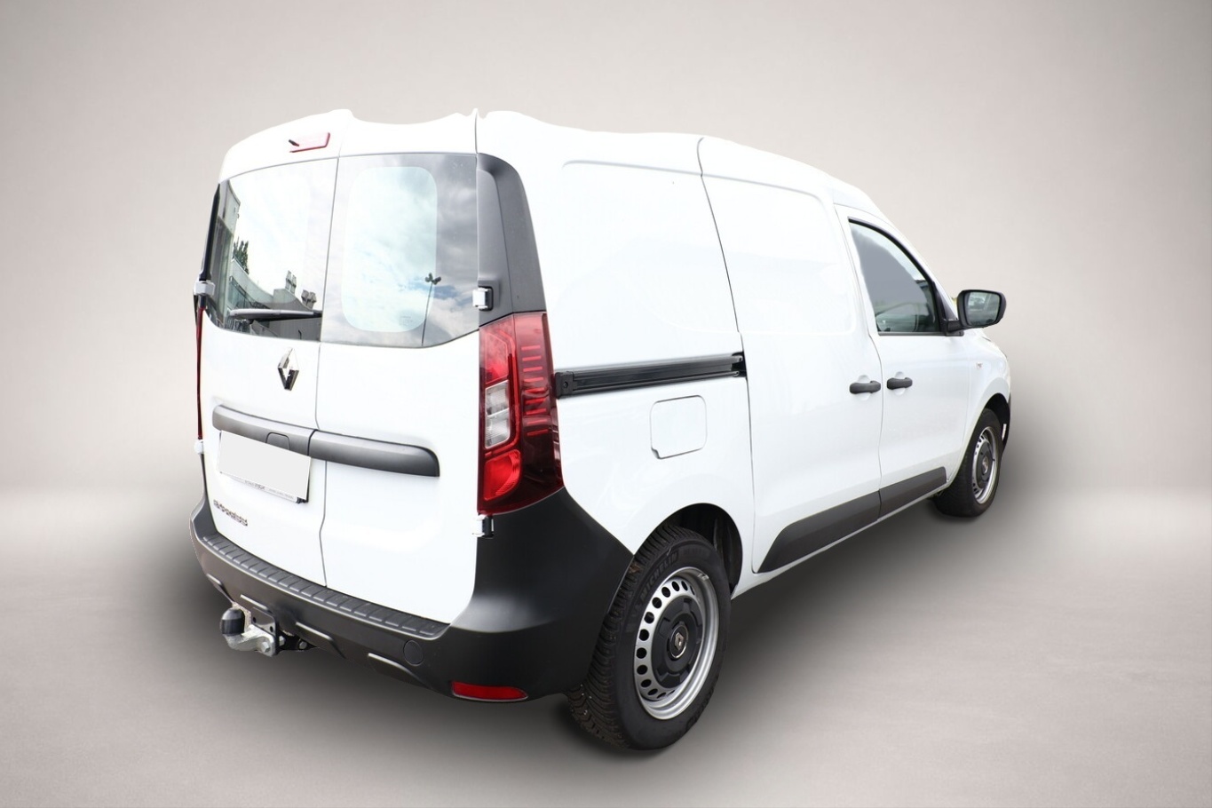 Renault Express (06/2023, Benzin)