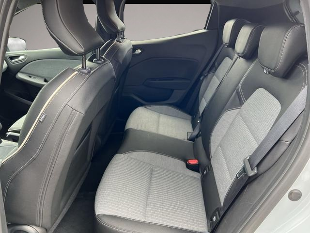 Renault Clio (04/2025, Benzin)