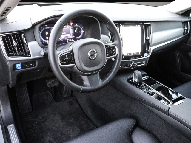 Volvo V90 (02/2025, Hybrid (Benzin/Elektro))