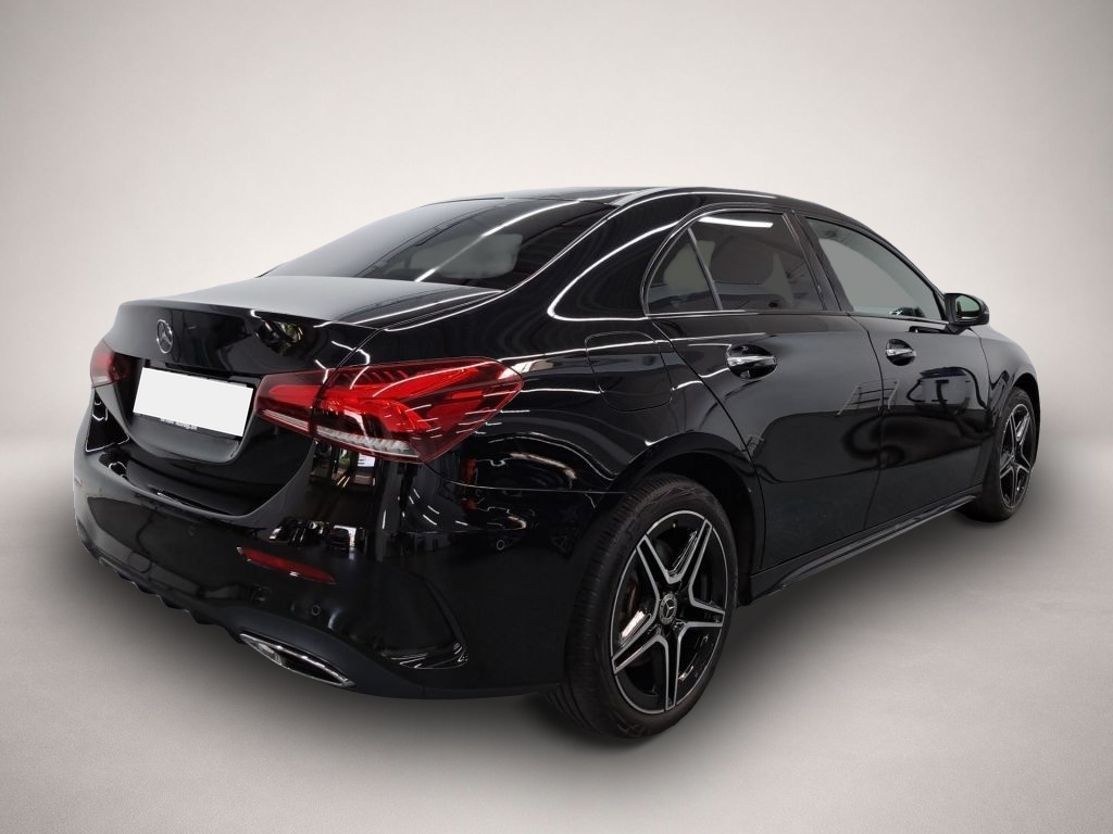 Mercedes-Benz A 250 (03/2022, )