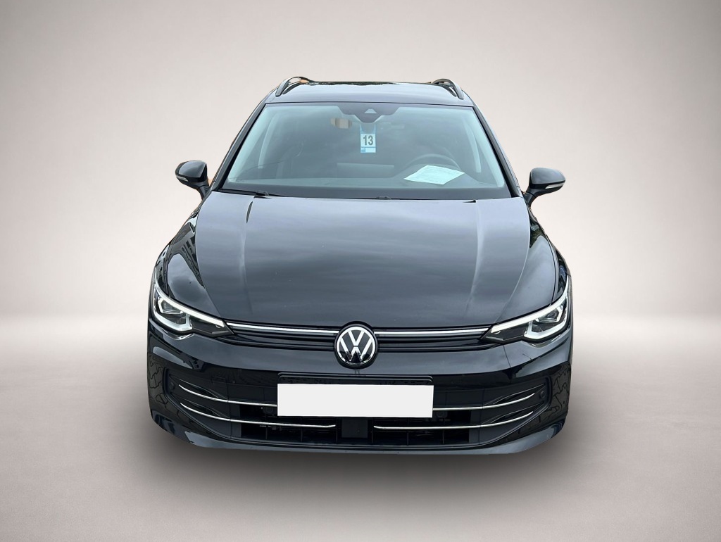 Volkswagen Golf (08/2025, Benzin)