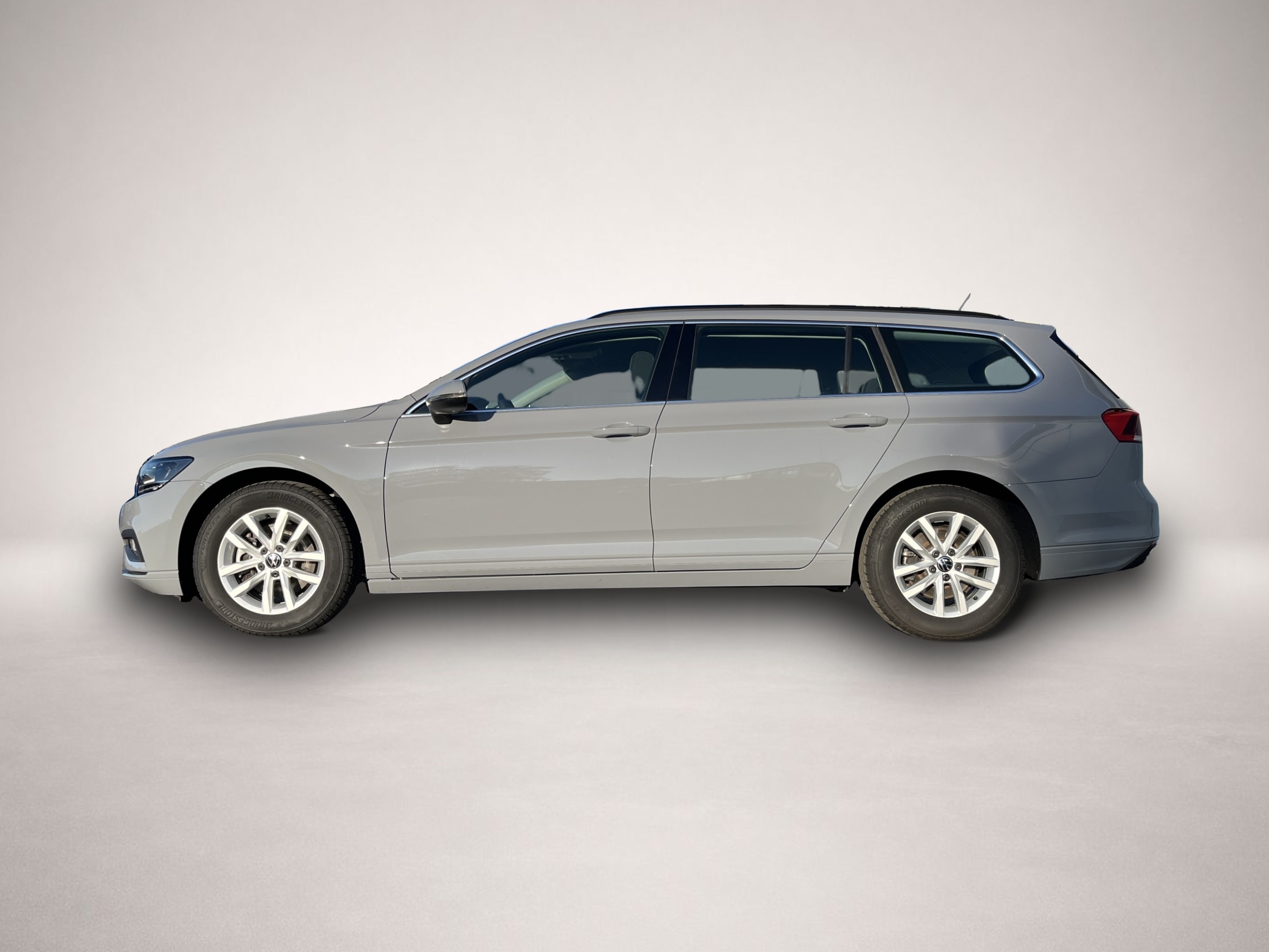 Volkswagen Passat Variant (03/2024, )