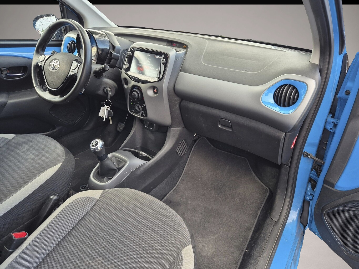 Toyota Aygo (X) (04/2019, )